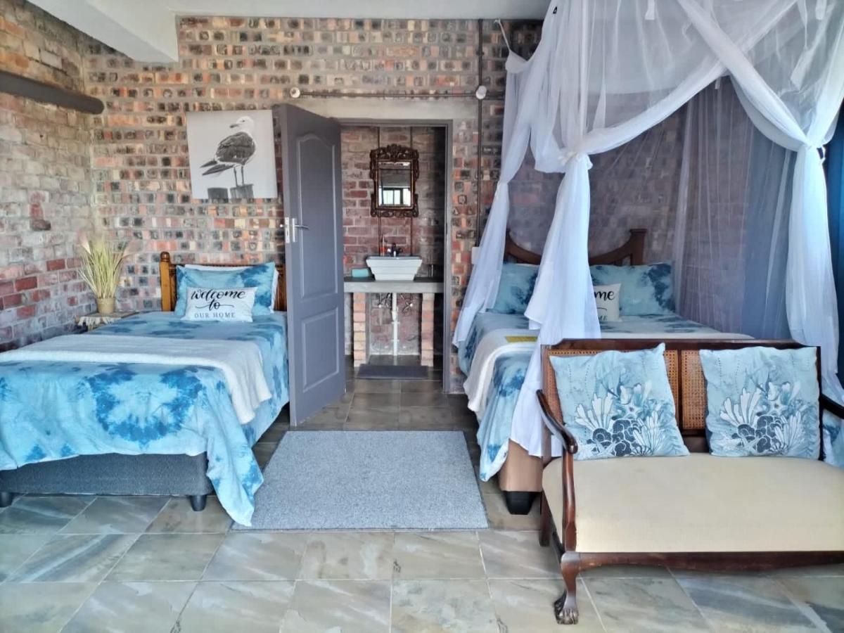 Ollava Guesthouse ไซมอนส์ทาวน์ ภายนอก รูปภาพ